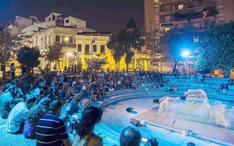 Tο Φεστιβάλ «Εκφραση – Αθήνα» στην πλατεία Κουμουνδούρου.