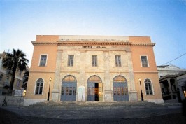 Θέατρο Απόλλων, Σύρος