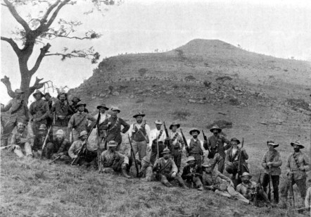 Boer commandos at Spion Kop, 1900